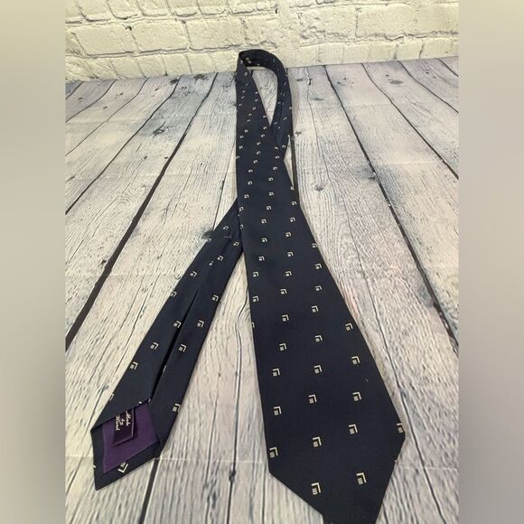 Ralph Lauren Purple Label Navy Blue Cream Made in Italy Preppy Academia Silk Tie